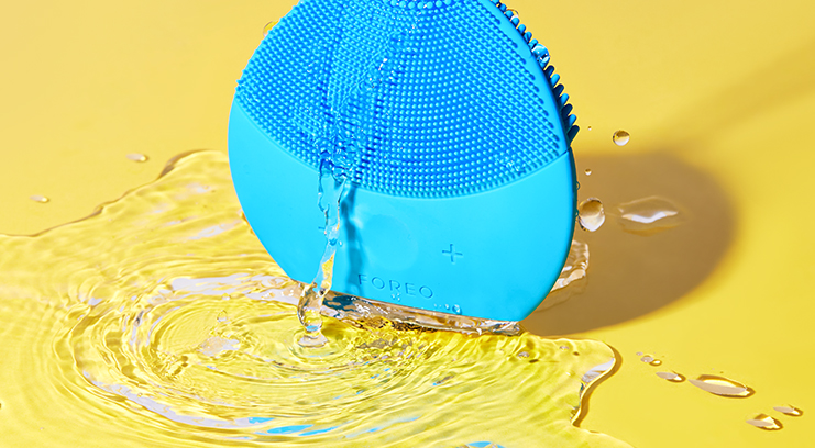 I Tried The Foreo Luna Mini 2 Cleansing Brush