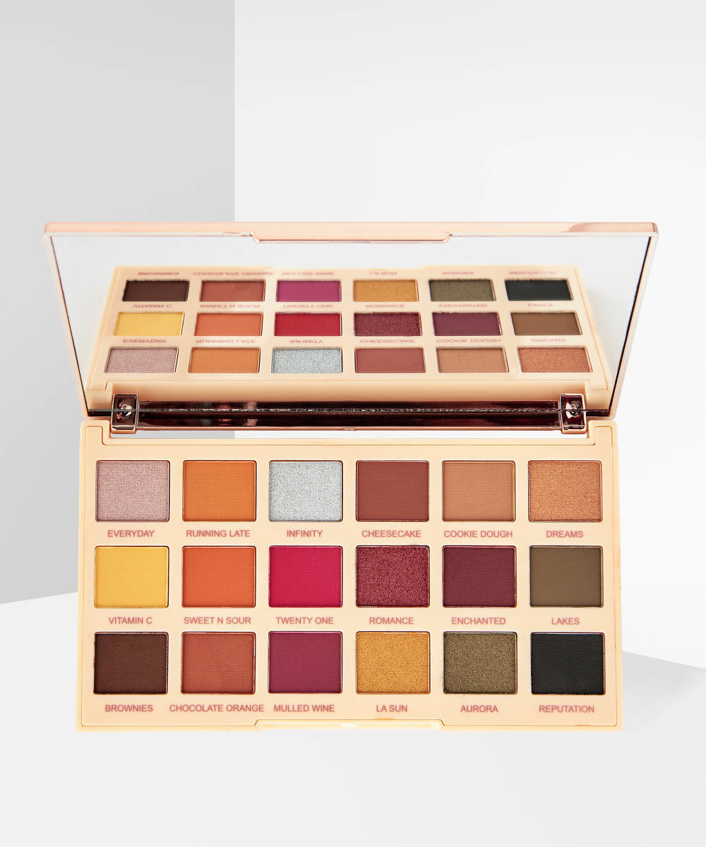 Makeup Revolution x Soph Extra Spice Palette