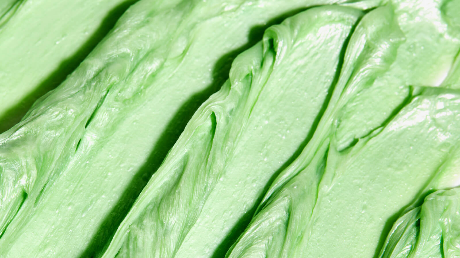 Got Blackheads? These Are The Best Cleansers For Your Skin