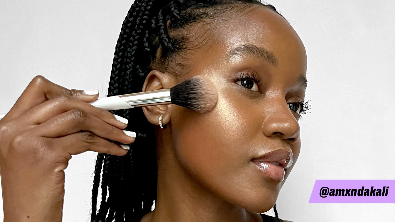 How To Apply Powder Highlighter
