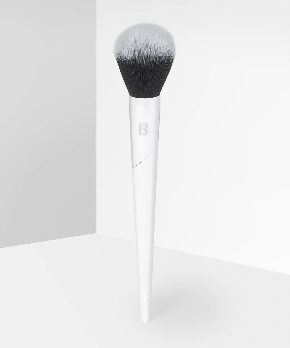 BY BEAUTY BAY POWDER BRUSH BB101