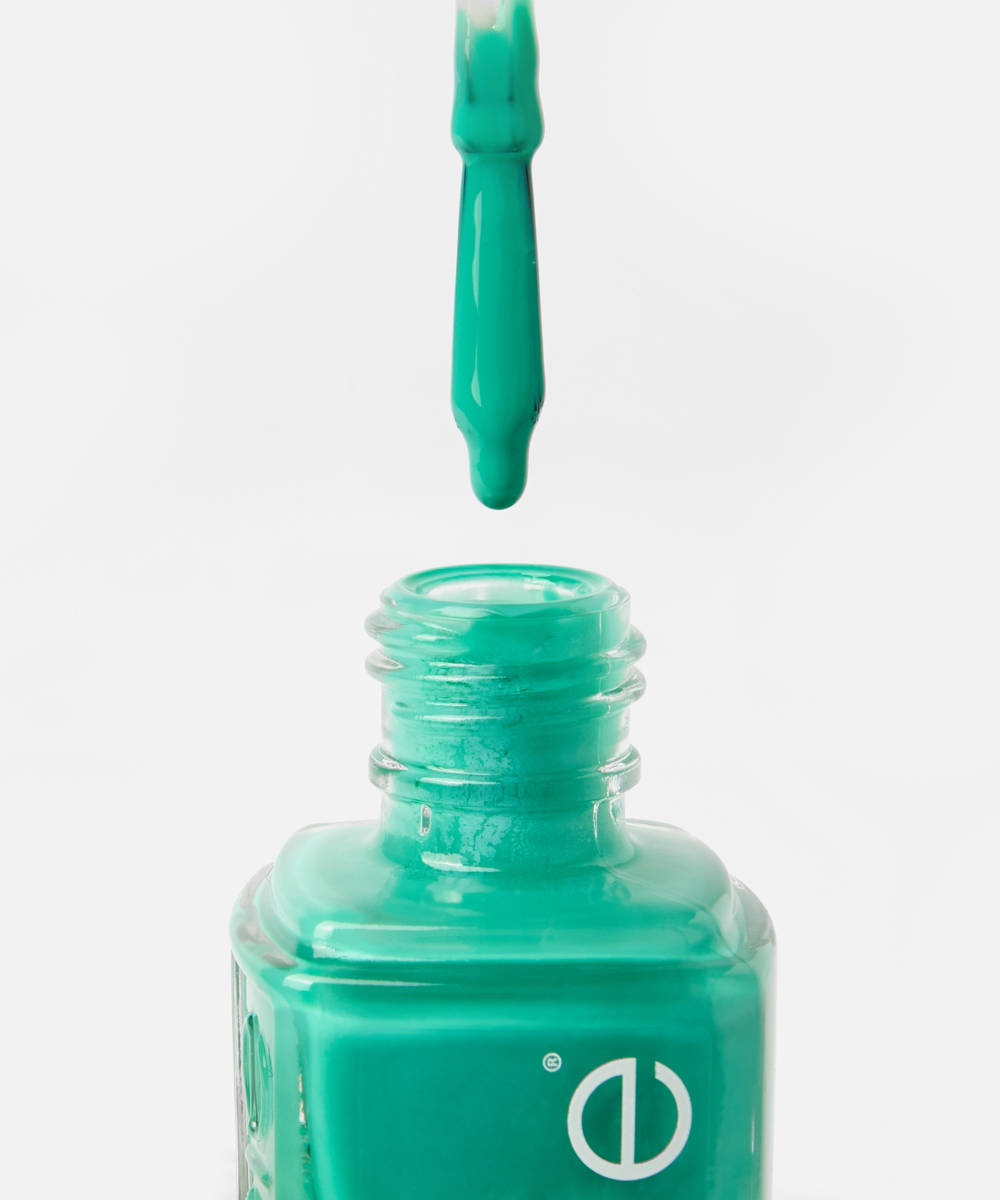 ESSIE BUSTLING BAZAAR NAIL POLISH COLLECTION