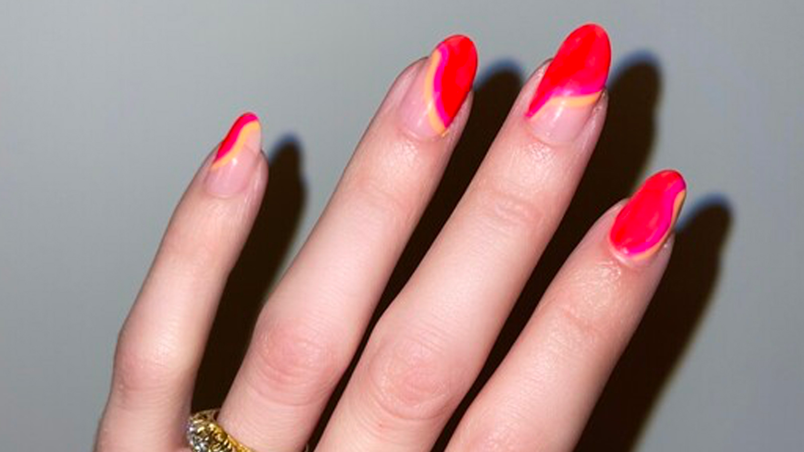 Bright & Wavy Nail Art Tutorial