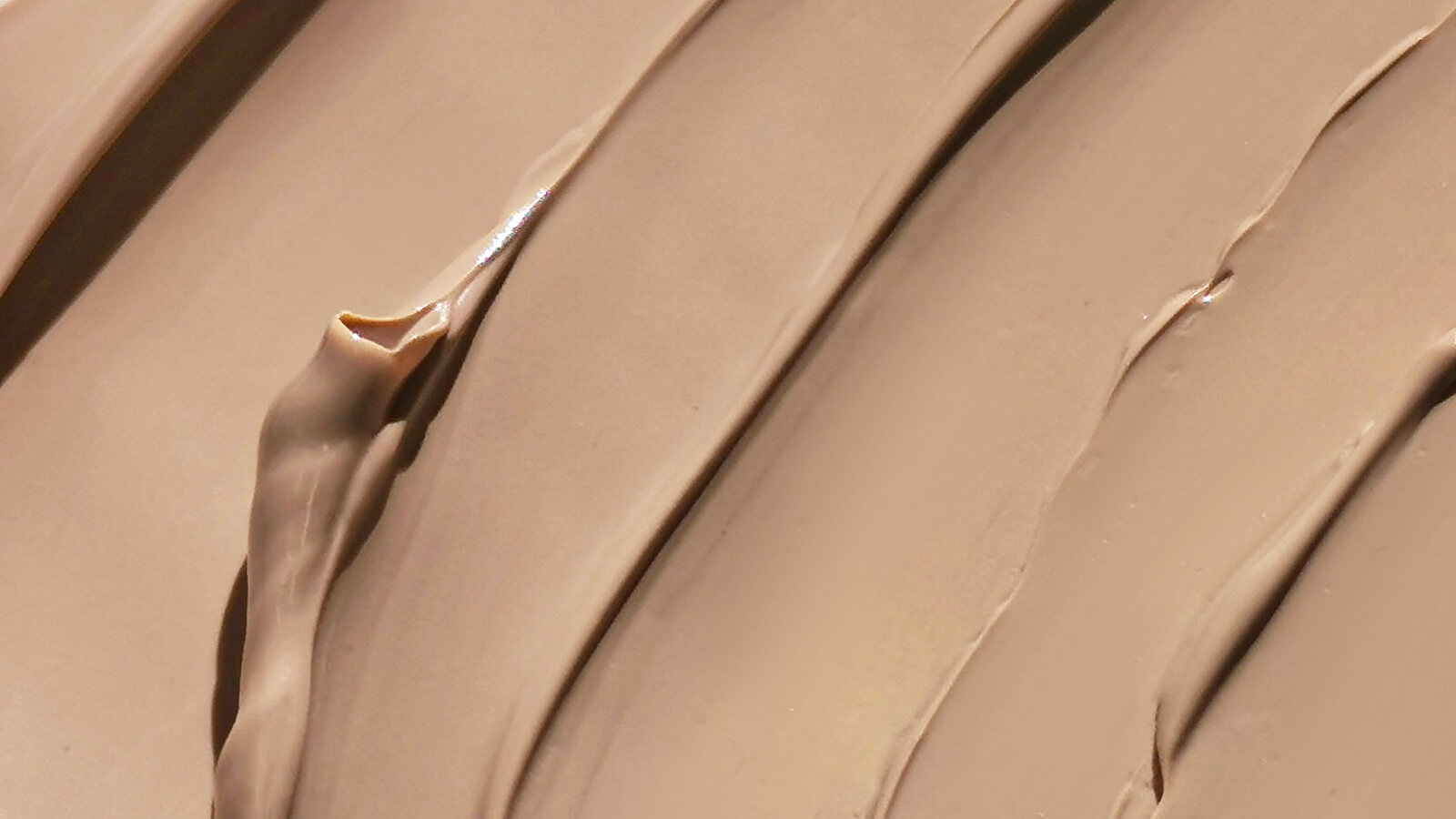 Ask Grace: What Are The Best SPFs For Acne?