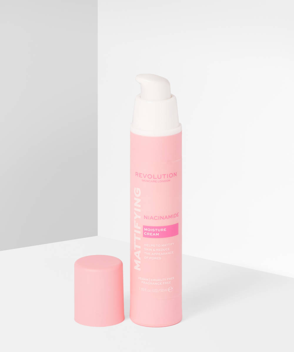 Revolution Skincare Niacinamide Mattifying Moisture Cream