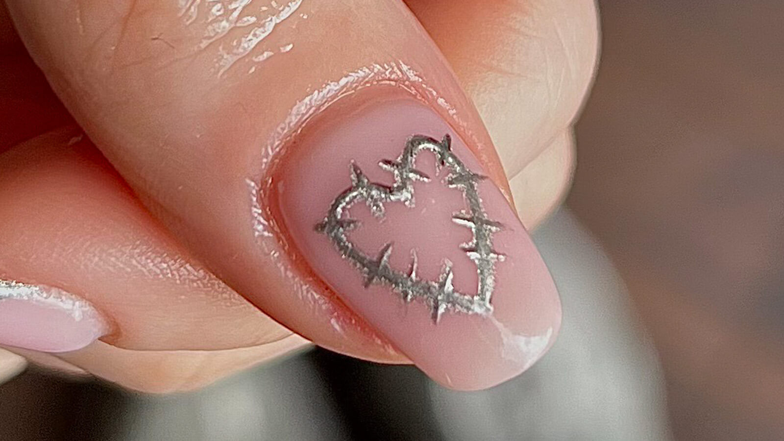 An Indie-Grunge Nail Art Tutorial: Chrome Hearts