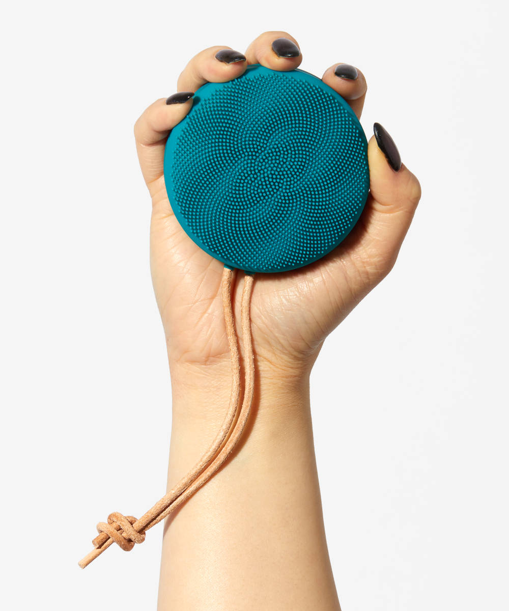 Foreo Luna 4 Body T-Sonic Massaging Body Brush