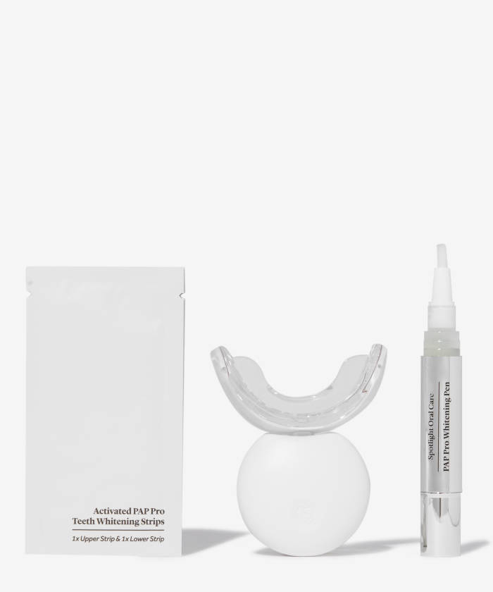 SPOTLIGHT ORAL CARE LED TEETH WHITENING KIT